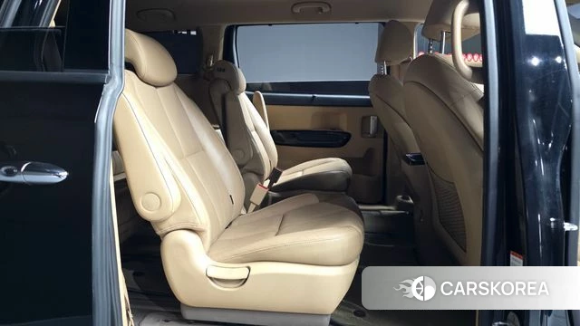 Kia The New Carnival 2018 Черный из Кореи, фото 3