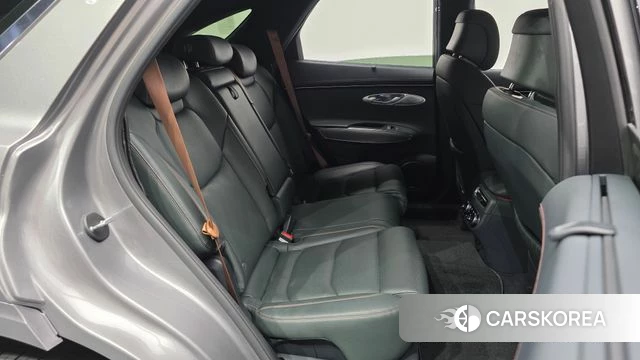 Genesis GV70 2022 Серебристо-серый из Кореи, фото 3