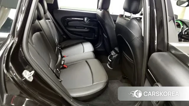 Mini Cooper Clubman 2021 Черный из Кореи, фото 3