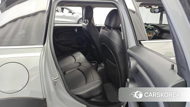Mini Cooper D 2018 Серый из Кореи, фото 3