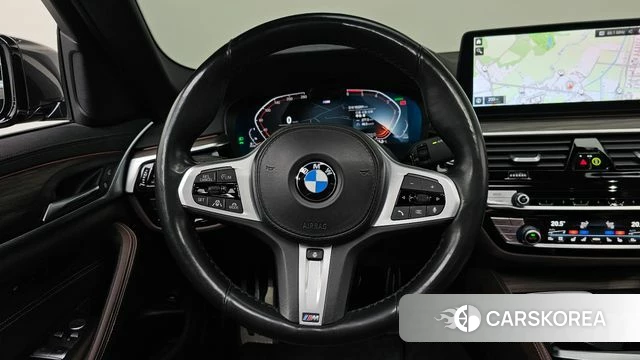 BMW 5 Series (G30) 2021 Серый из Кореи, фото 3