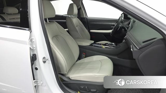 Hyundai Sonata (DN8) 2022 Белый из Кореи, фото 3