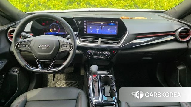 Chevrolet (GM Daewoo) Trax Crossover 2024 Белый из Кореи, фото 3