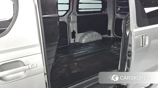 Hyundai The New Grand Starex 2019 Серебряный из Кореи, фото 3