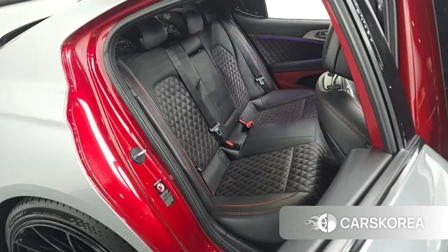 Genesis G70 2018 Серебряный из Кореи, фото 3