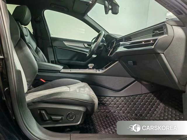 Audi A6L 2021 Черный из Китая, фото 3