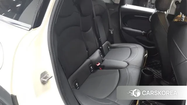 Mini Cooper 2021 Жемчужный цвет из Кореи, фото 3