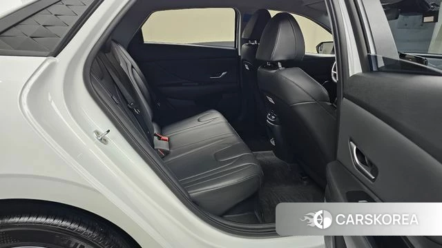 Hyundai The New Avante Hybrid (CN7) 2025 Белый из Кореи, фото 3