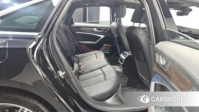 Audi A6 (C8) 2022 Черный из Кореи, фото 3