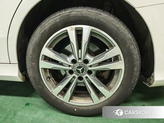 Mercedes-Benz Class C id 4208322 из Китая 3