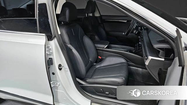 Hyundai Grandeur (GN7) 2025 Белый из Кореи, фото 3