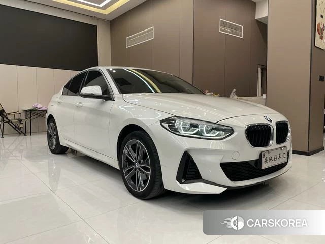 BMW 1 series 2023 Белый из Китая, фото 3