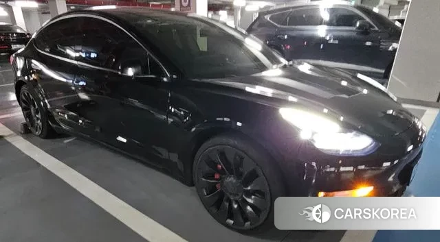 Tesla Model 3 2022 Черный из Кореи, фото 3