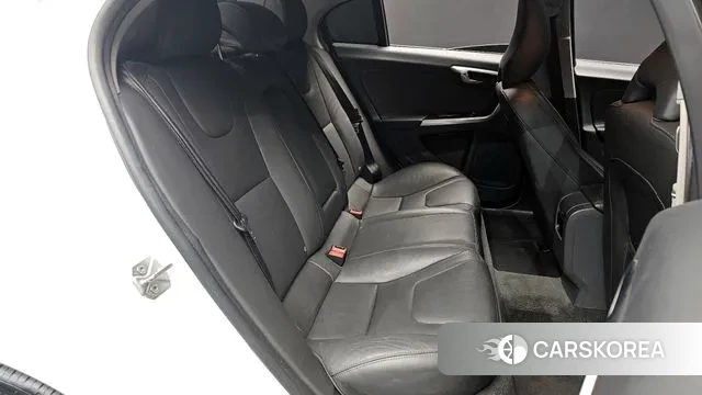 Volvo S60 2018 Белый из Кореи, фото 3