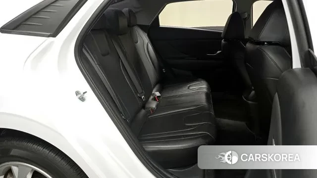 Hyundai Avante (CN7) 2021 Белый из Кореи, фото 3