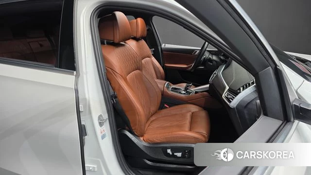 BMW X6 (G06) 2022 Белый из Кореи, фото 3