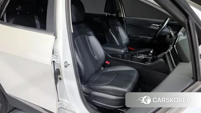 Kia Sportage 5th Generation 2022 Белый из Кореи, фото 3