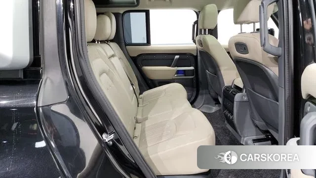 Land Rover Defender (L663) 2020 Черный из Кореи, фото 3