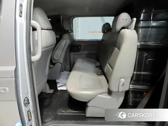 Hyundai The New Grand Starex 2021 Серебряный из Кореи, фото 3