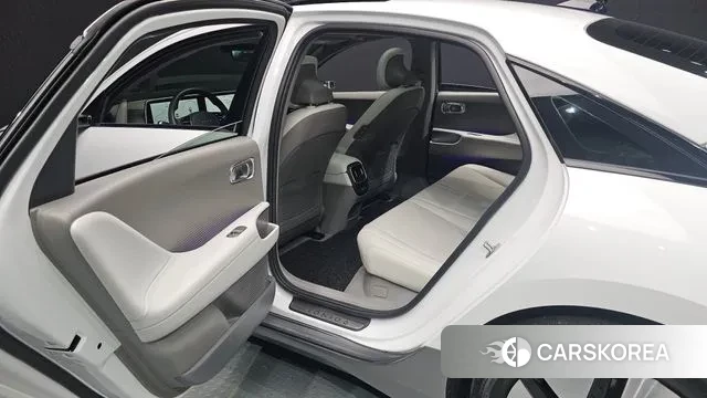 Hyundai Ionic 6 2022 Белый из Кореи, фото 3