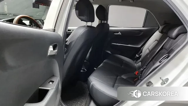 Kia Morning Urban (JA) 2023 Белый из Кореи, фото 3