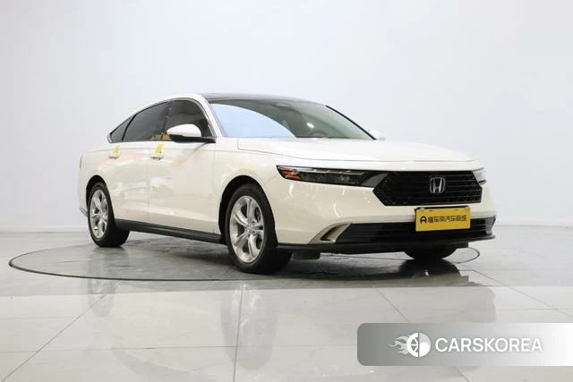 Honda Accord 2023 Белый из Китая, фото 3
