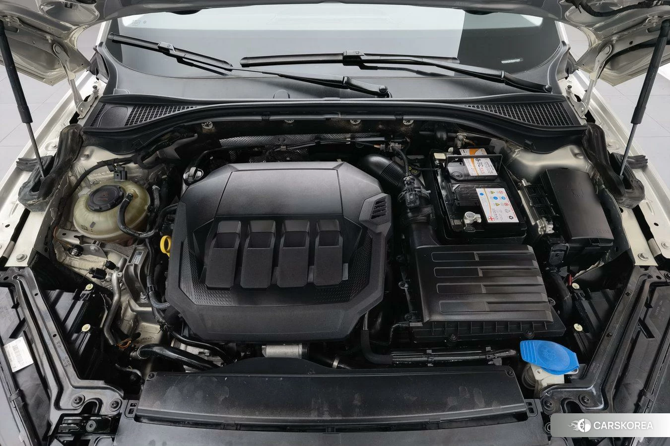 Skoda Superb 2021 Желтый из Китая, фото 3