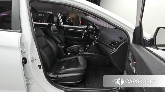 Hyundai The New Avante AD 2019 Белый из Кореи, фото 3