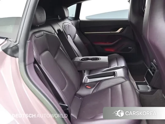 Porsche Taycan 2022 Розовый из Кореи, фото 3