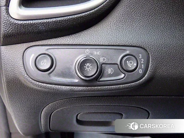 Chevrolet (GM Daewoo) The New Trax 2020 Белый из Кореи, фото 3