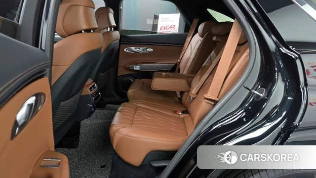 Genesis GV70 2023 Черный из Кореи, фото 3