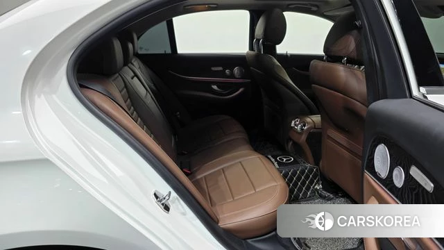 Mercedes-Benz E-Class W213 2018 Белый из Кореи, фото 3