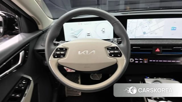 Kia EV6 2023 Черный из Кореи, фото 3