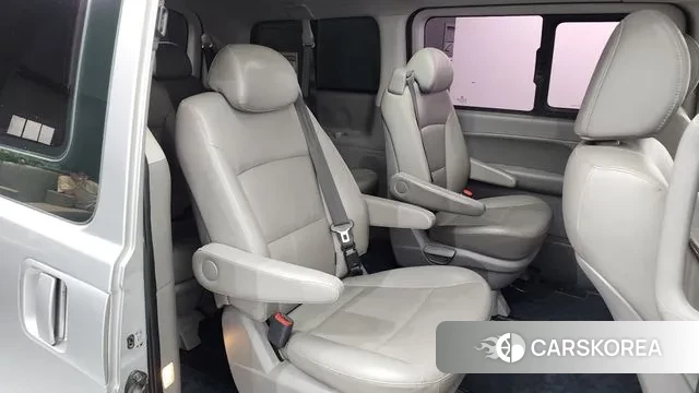 Hyundai The New Grand Starex 2018 Серебристо-серый из Кореи, фото 3