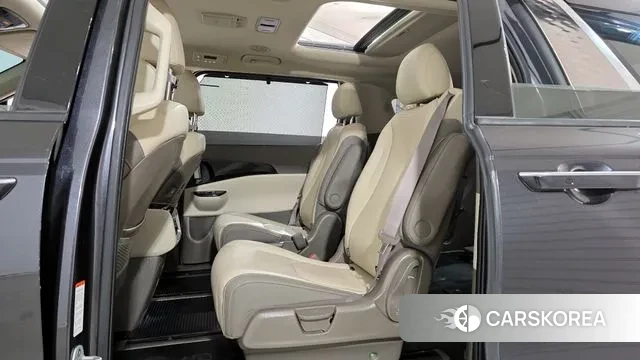 Kia Carnival 4th generation 2023 Серый из Кореи, фото 3