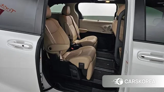 Toyota Sienna 4th Generation 2022 Белый из Кореи, фото 3
