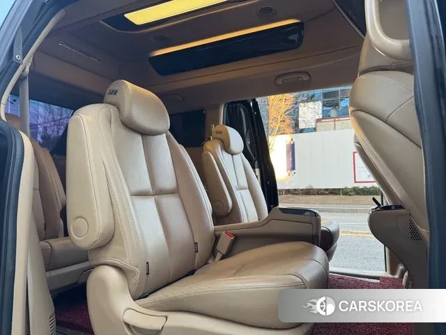 Kia The New Carnival 2018 Черный из Кореи, фото 3