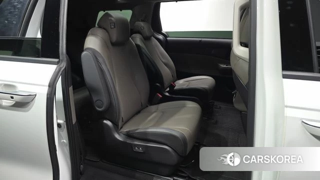 Kia The New Carnival 4th Generation 2024 Белый из Кореи, фото 3