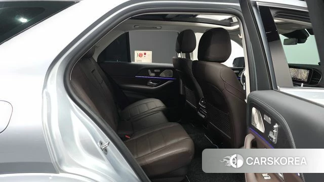 Mercedes-Benz GLE-Class W167 2023 Серебристо-серый из Кореи, фото 3