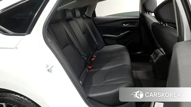 Honda Accord 11th Generation 2023 Белый из Кореи, фото 3