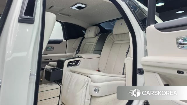 Rolls-Royce Ghost 2nd Generation 2021 Белый из Кореи, фото 3