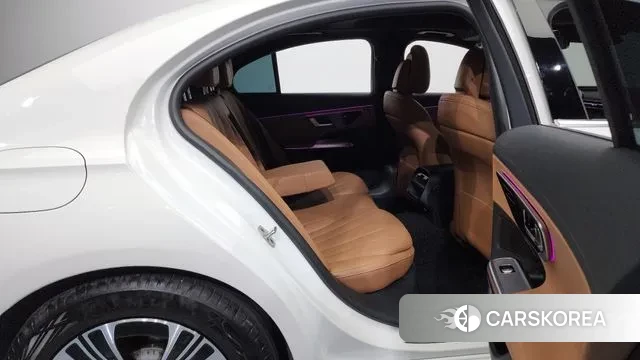 Mercedes-Benz E-Class W214 2025 Белый из Кореи, фото 3