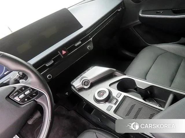 Kia EV6 2023 Серый из Кореи, фото 3