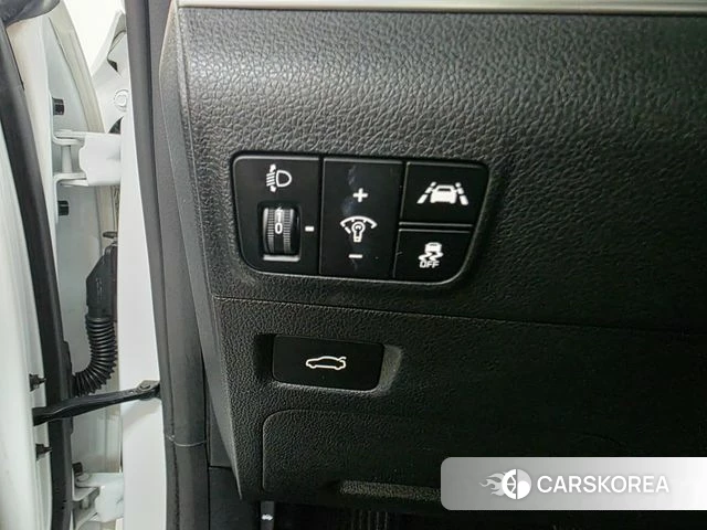 Kia K5 3rd generation 2022 Белый из Кореи, фото 3