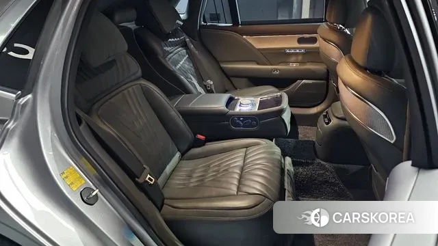 Genesis G90 (RS4) 2022 Серебряный из Кореи, фото 3