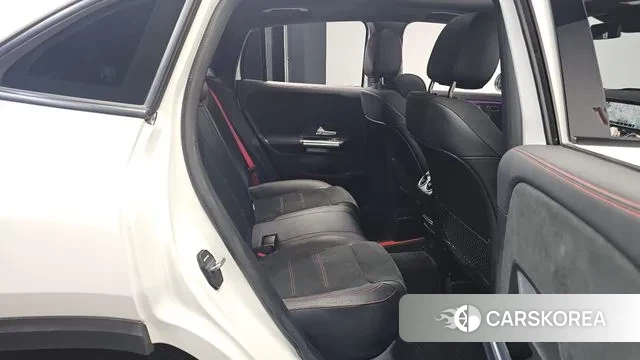 Mercedes-Benz GLA - Class H247 2021 Белый из Кореи, фото 3