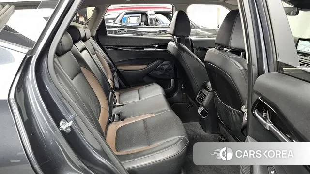 Kia Seltos 2021 Серый из Кореи, фото 3