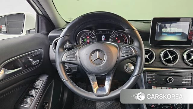 Mercedes-Benz GLA-Class X156 2018 Белый из Кореи, фото 3