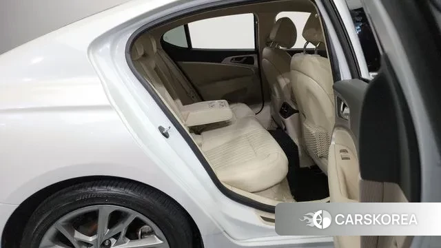 Genesis The New G70 2021 Белый из Кореи, фото 3