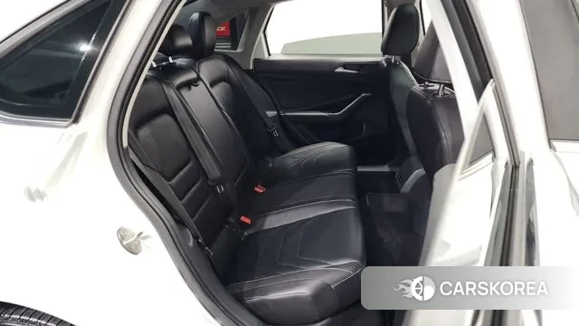 Volkswagen 7th Generation of Jetta 2020 Белый из Кореи, фото 3